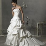 ABITI DA SPOSA SOLIDALI PER SPOSE IN RISTRETTEZZE